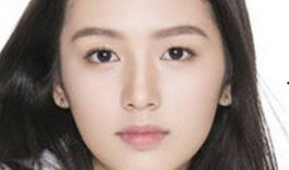 娱乐八卦最新爆料周雨彤,神秘男友身份引网友热议！